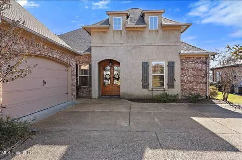 Exterior - 157 Harbor View Dr, Madison, MS 39110 photo 3 of 13