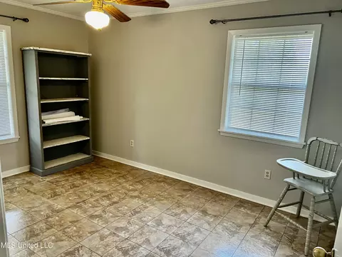 Bedroom - 133 Mcgee Ln, Florence, MS 39073 photo 2 of 6