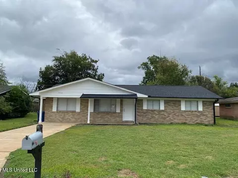 1016 Mckinley Street St, Clarksdale, MS 38614