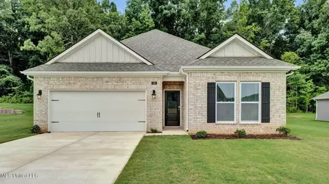 5298 Borden Creek Dr, Olive Branch, MS 38654