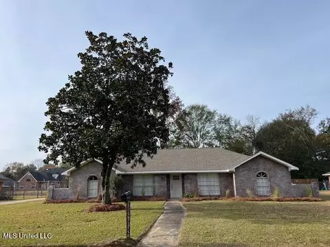 5961 Huntview Dr, Jackson, MS 39206