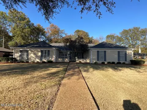 313 Bamboo Dr, Greenville, MS 38701