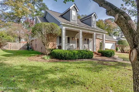 716 Hunter Hl, Brandon, MS 39047 photo 2
