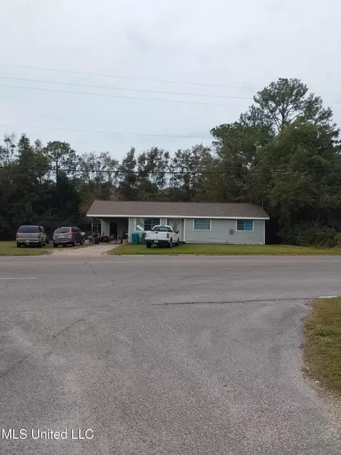 1607 Broad Ave, Gulfport, MS 39501