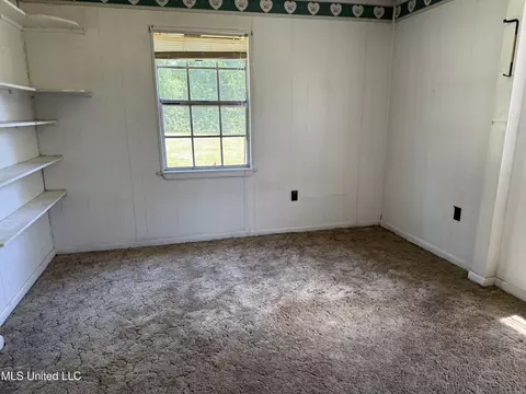 Bedroom - 871 King Bee Rd, Perkinston, MS 39573 photo 2 of 2