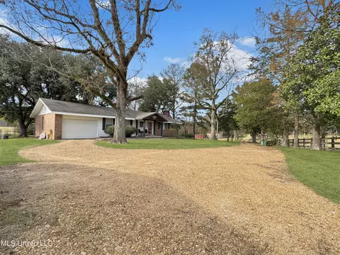 Exterior - 4505 Old Jackson Rd, Terry, MS 39170 photo 2 of 9