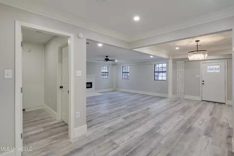 Entry Way - 705 Lindale St, Clinton, MS 39056 photo 2 of 2
