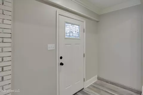Entry Way - 705 Lindale St, Clinton, MS 39056 photo 1 of 2