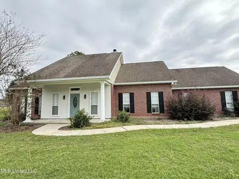 3 Running Stream Dr, Carriere, MS 39426