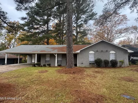 1515 Wingfield Dr, Jackson, MS 39204 photo 1