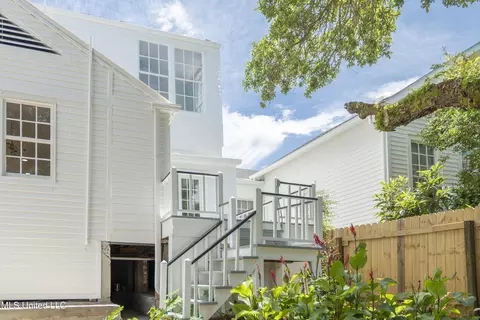 818 Main St, Natchez, MS 39120 photo 18