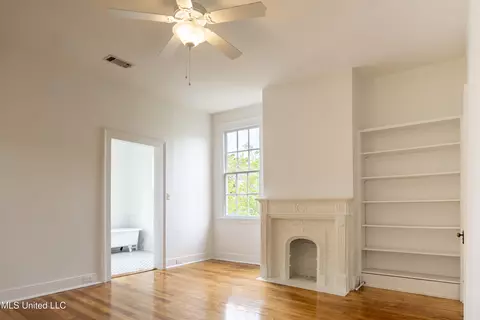 818 Main St, Natchez, MS 39120 photo 11