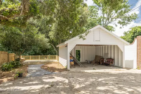 818 Main St, Natchez, MS 39120 photo 17