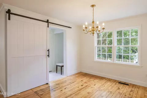 818 Main St, Natchez, MS 39120 photo 5