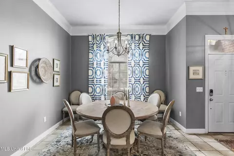 Dining - 433 Fairfield Dr, Madison, MS 39110 photo 2 of 2
