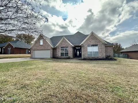 105 Pawnee Pl, Clinton, MS 39056