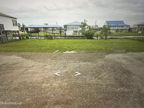 11043 Minnesota St, Bay Saint Louis, MS 39520