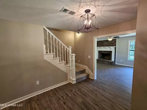 230 Burke Rd, Florence, MS 39073 photo 8
