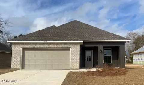 15353 Serene St, Gulfport, MS 39503