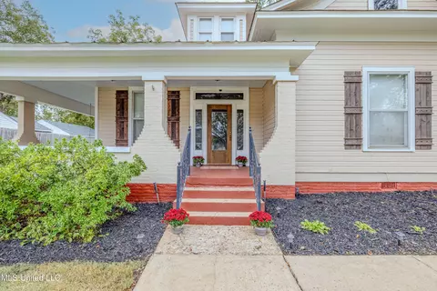 2407 Church St, Byhalia, MS 38611