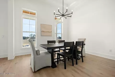 Dining - 104 Sagamore Cv, Flora, MS 39071 photo 2 of 2