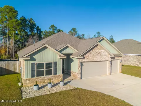 5083 Fairbury Way, D'iberville, MS 39540