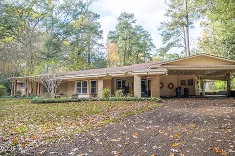 54 Melanie Rd, Natchez, MS 39120