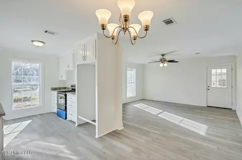 Other - 2043 Red Oak Dr, Brandon, MS 39042 photo 2 of 5