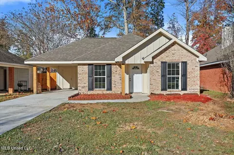 2043 Red Oak Dr, Brandon, MS 39042