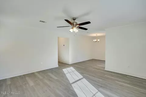 Living - 2043 Red Oak Dr, Brandon, MS 39042 photo 4 of 4