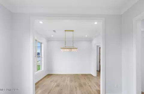 Dining - 135 Genoa Dr, Madison, MS 39110 photo 1 of 1