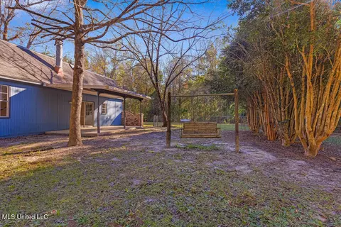 19559 B Saucier Rd, Saucier, MS 39574 photo 6