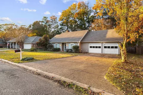 115 Hanover Dr, Brandon, MS 39047 photo 2