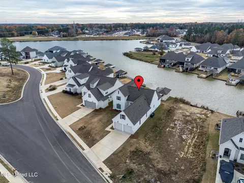 118 Herons Bay Cir, Madison, MS 39110