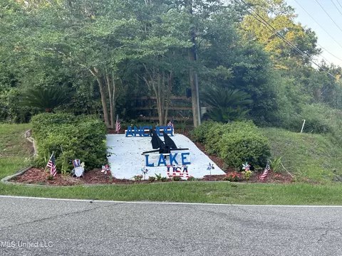 00 Lakeside Dr, Carriere, MS 39426