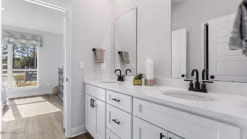Bath - 13573 Sarus Dr, Vancleave, MS 39565 photo 1 of 3