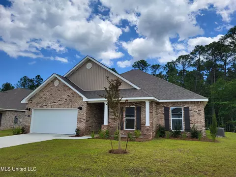 15325 Dandelion Dr, D'iberville, MS 39540