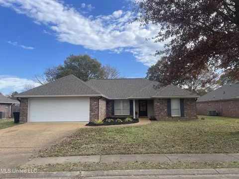 112 Southwood Dr, Canton, MS 39046