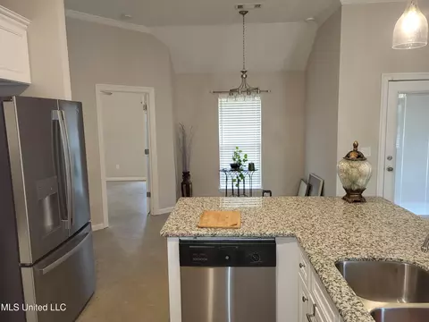 Kitchen - 120 Notting Hill Pl, Canton, MS 39046 photo 1 of 2