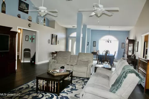 10280 Maple Cv, Vancleave, MS 39565 photo 3