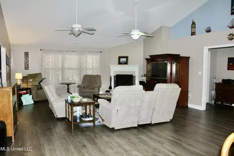 10280 Maple Cv, Vancleave, MS 39565 photo 4