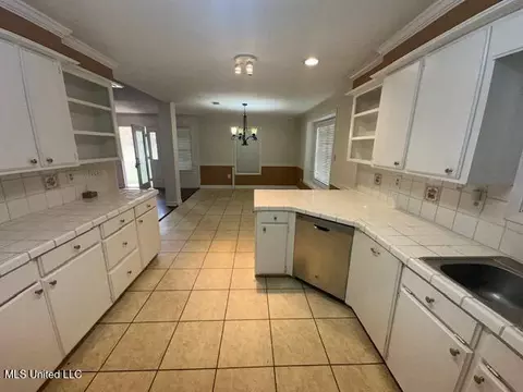313 Busick Well Rd, Brandon, MS 39042 photo 5