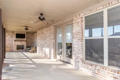 Exterior - 123 Brisco St, Madison, MS 39110 photo 6 of 11