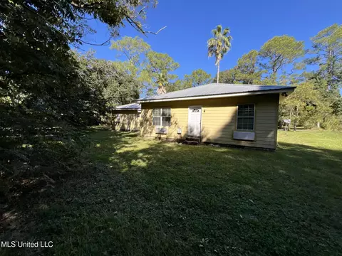 Exterior - 4812 Community Ave, Moss Point, MS 39563 photo 3 of 5