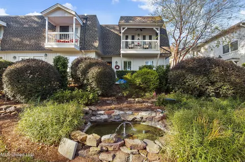 550 Post Rd #117, Ridgeland, MS 39157