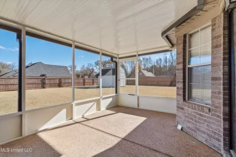 2736 Flora Lee Dr, Nesbit, MS 38651 photo 25