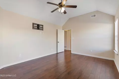 2736 Flora Lee Dr, Nesbit, MS 38651 photo 13