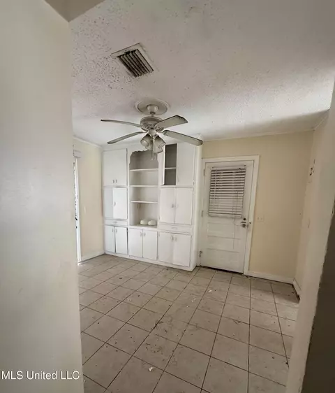 Other - 124 S Sunset Ter, Jackson, MS 39212 photo 2 of 4