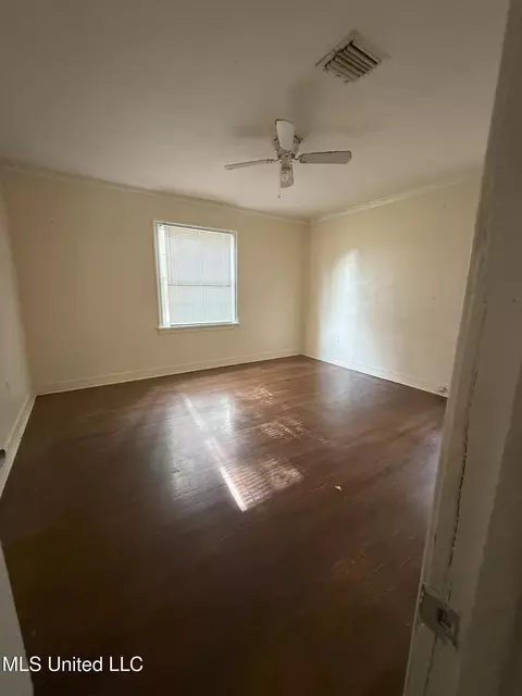 Bedroom - 124 S Sunset Ter, Jackson, MS 39212 photo 3 of 3