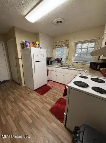 4801 Maplewood Dr, Jackson, MS 39206 photo 5